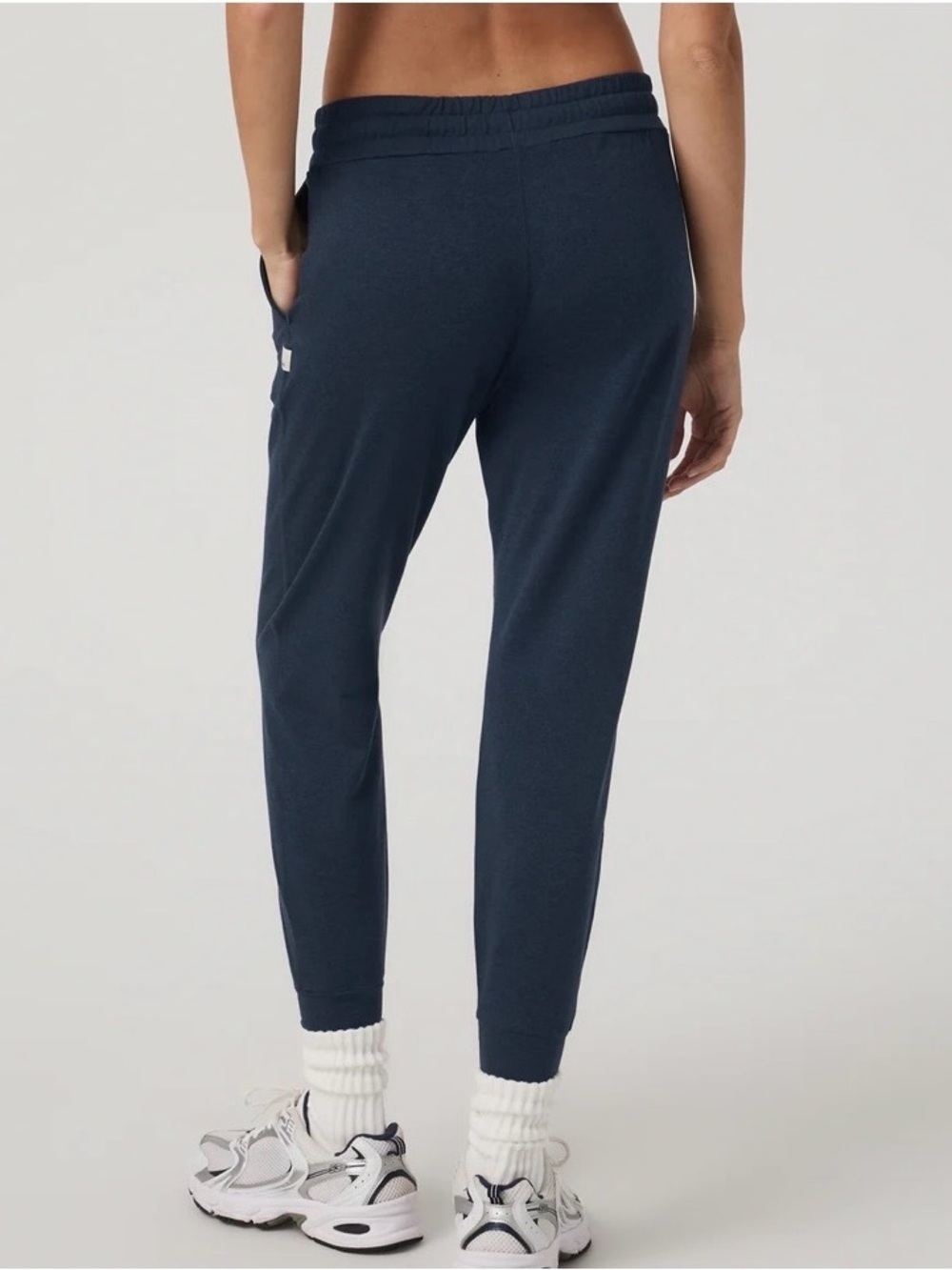 Vuori Women’s Halo Performance Hooded Jacket & Joggers Midnight Heather XS - Picture 8 of 9